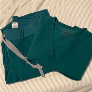 FIGS Small Hunter Green Scrub Set (Top + Bottom)
